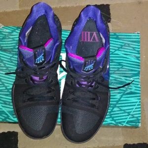 Kyrie 3 Size 13